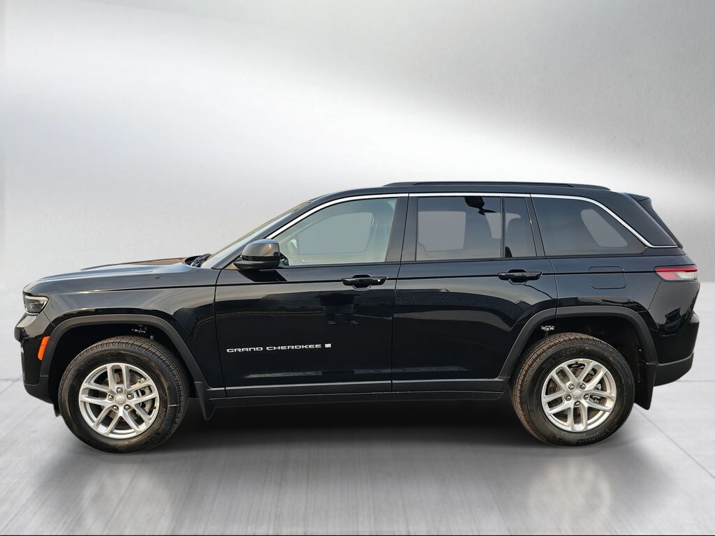 New 2025 Jeep Grand Cherokee LAREDO X 4X4 Sport Utility