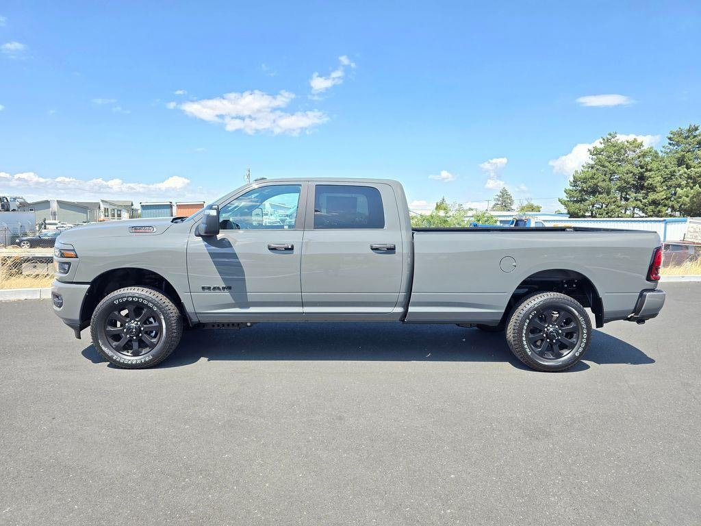 New 2026 Ram 2500 BIG HORN CREW CAB 4X4 8' BOX Pickup