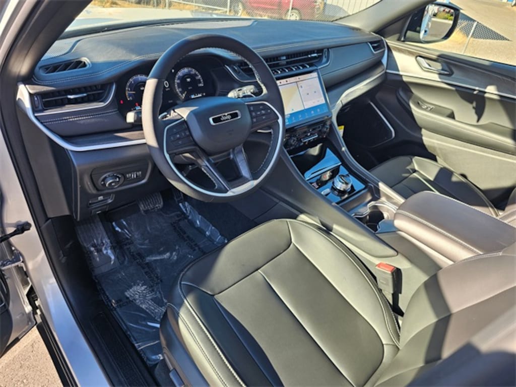 New 2025 Jeep Grand Cherokee LIMITED 4X4 Sport Utility