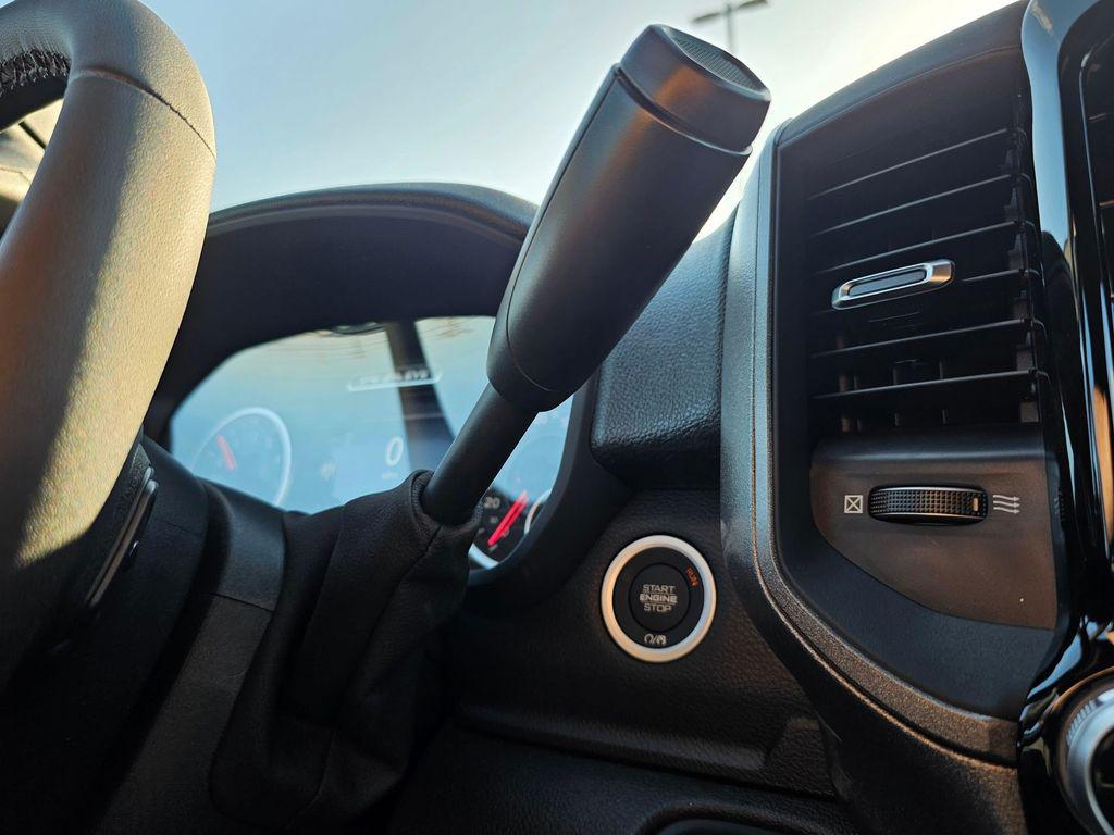 2025 RAM 2500 Tradesman - Photo 21