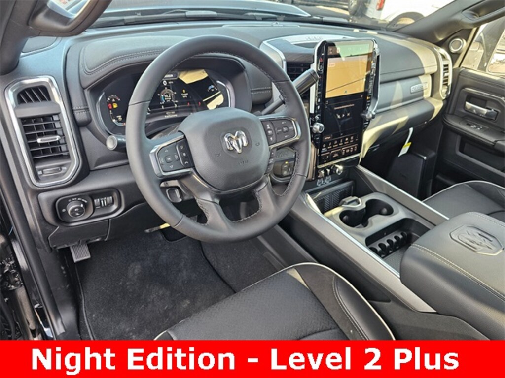 New 2025 Ram 3500 LARAMIE CREW CAB 4X4 8' BOX Pickup