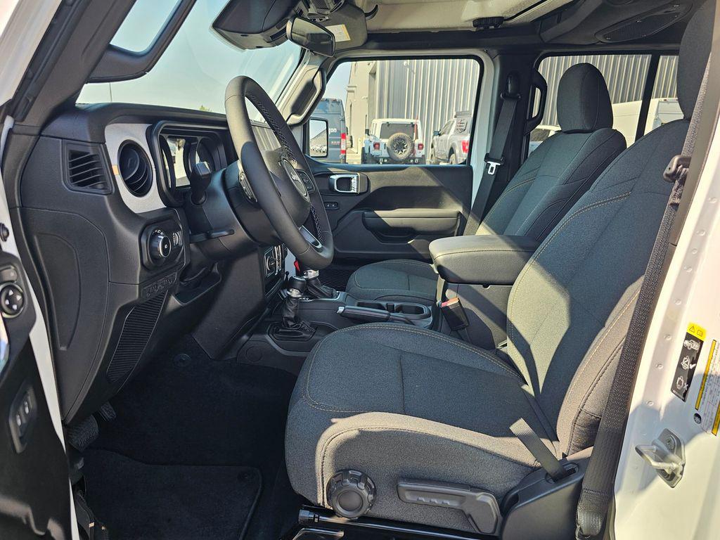 2025 Jeep Wrangler 4-Door Sport S - Photo 11