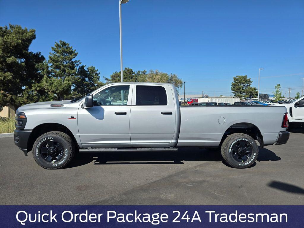 New 2026 Ram 2500 TRADESMAN CREW CAB 4X4 8' BOX Pickup