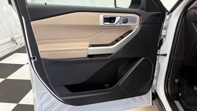 2021 Ford Explorer Limited - Photo 15