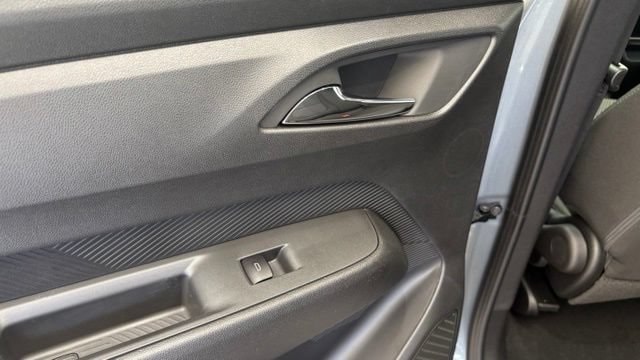 2027 Chevrolet Bolt LT - Photo 19