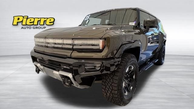2025 GMC Hummer EV 2X SUV's photo
