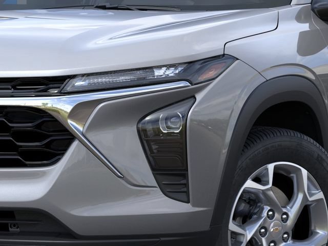 2026 Chevrolet Trax LS - Photo 10