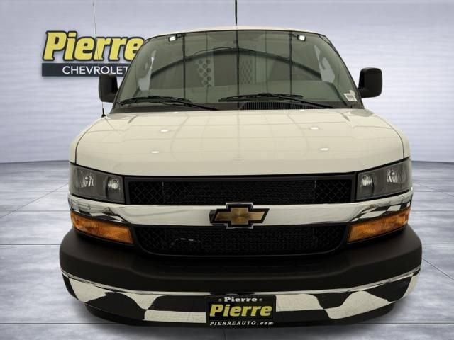 2026 Chevrolet Express Cargo Work Van - Photo 9