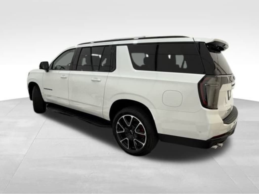 New 2025 Chevrolet Suburban RST SUV