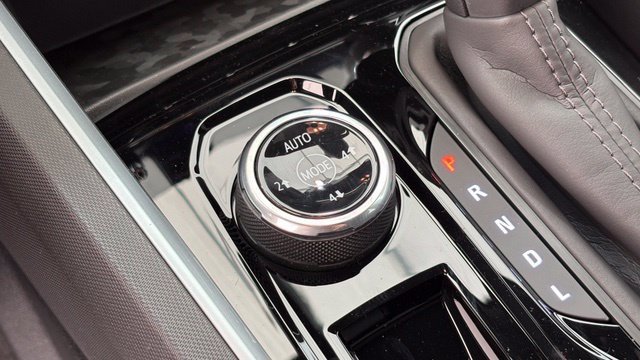 2026 Chevrolet Colorado Trail Boss - Photo 35