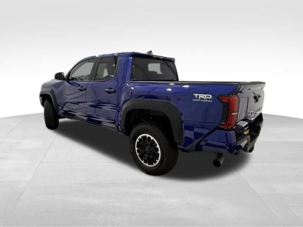 Used 2024 Toyota Tacoma 4WD SR5