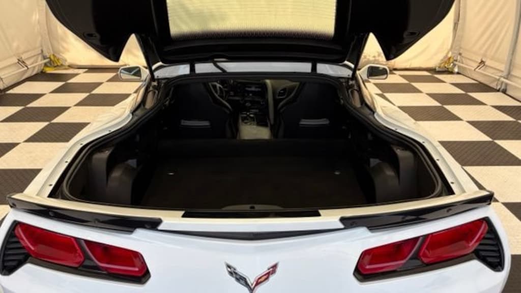 Used 2018 Chevrolet Corvette Grand Sport Grand Sport 2LT Performance