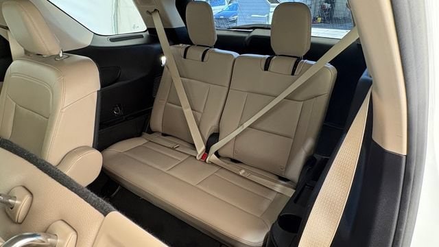 2021 Ford Explorer Limited - Photo 21
