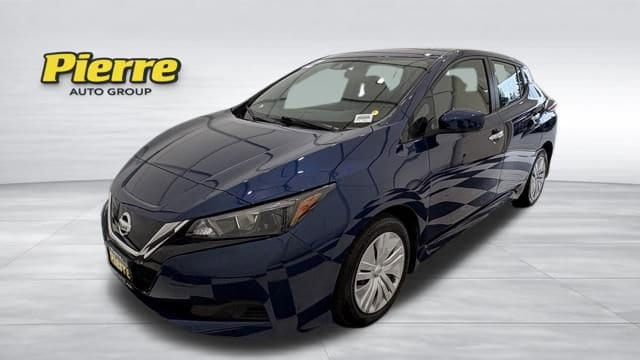 2022 Nissan LEAF S