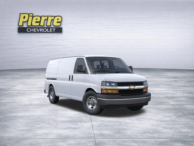 2026 Chevrolet Express 2500 Work Van HD's photo