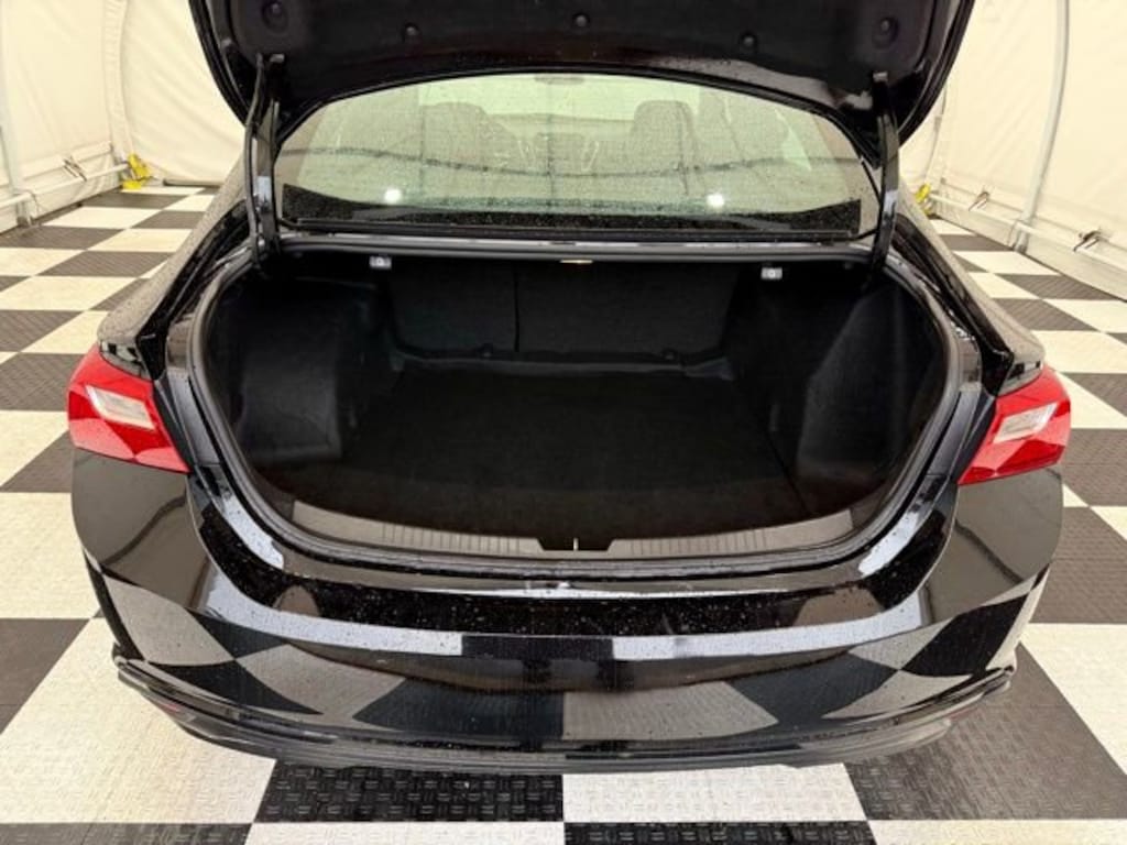 Used 2023 Chevrolet Malibu LT Car