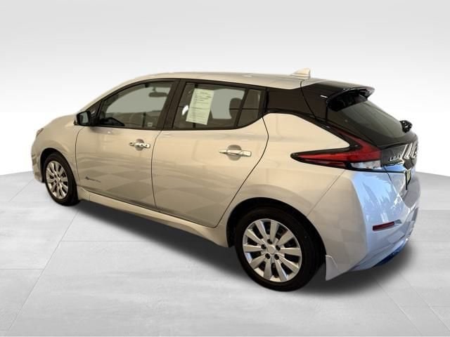 Used 2018 Nissan LEAF S with VIN 1N4AZ1CP4JC302518 for sale in Seattle, WA
