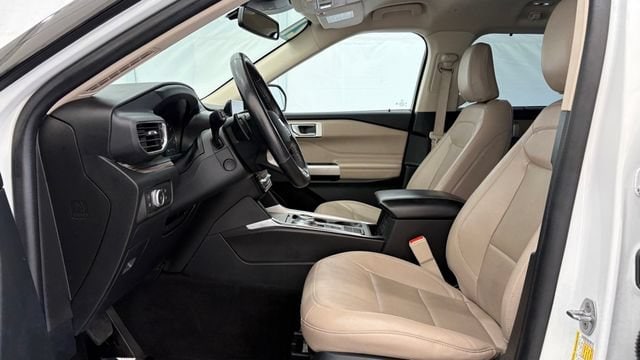 2021 Ford Explorer Limited - Photo 13
