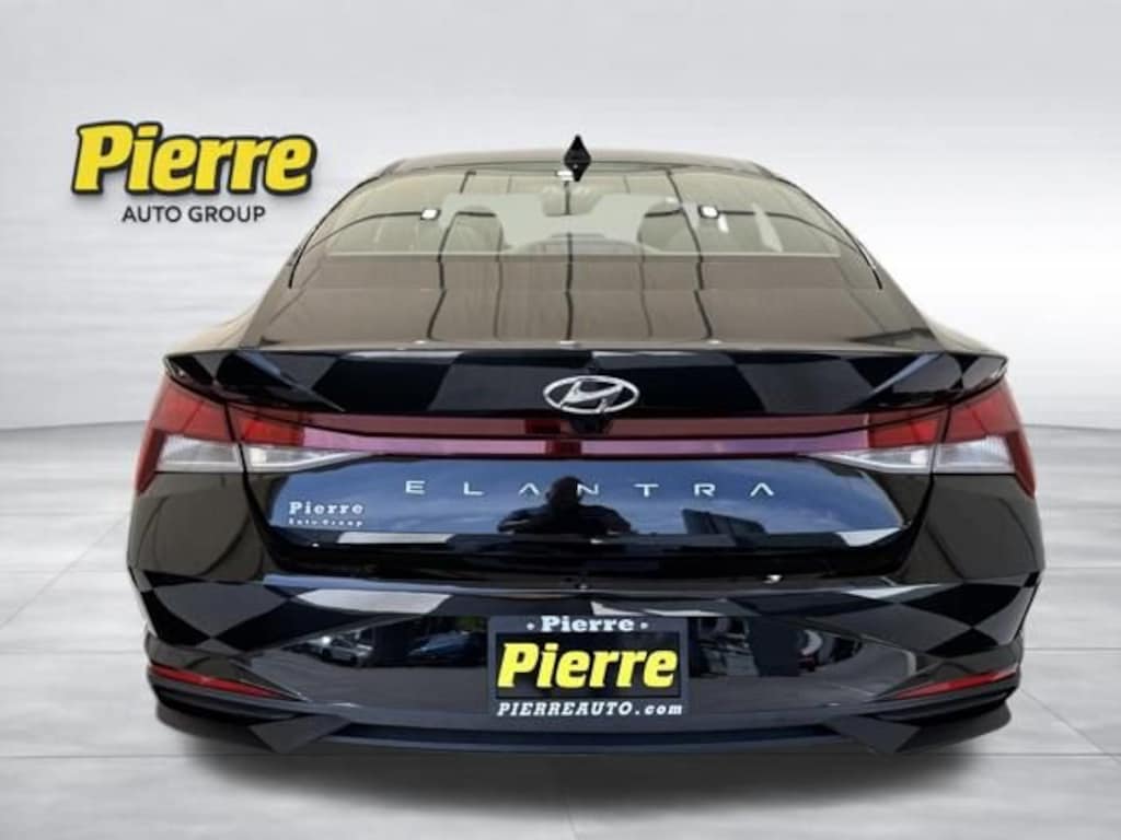 Used 2023 Hyundai Elantra SEL