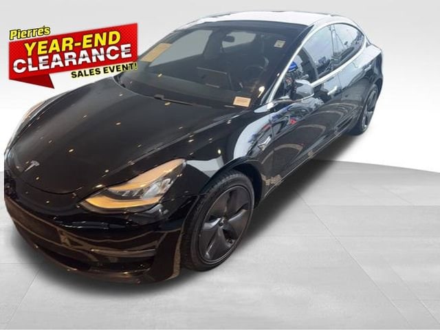 2019 Tesla Model 3 Mid Range's photo