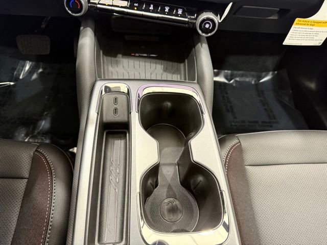 2026 Chevrolet Equinox EV RS - Photo 36