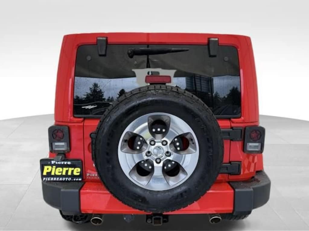 Used 2016 Jeep Wrangler Unlimited Sahara