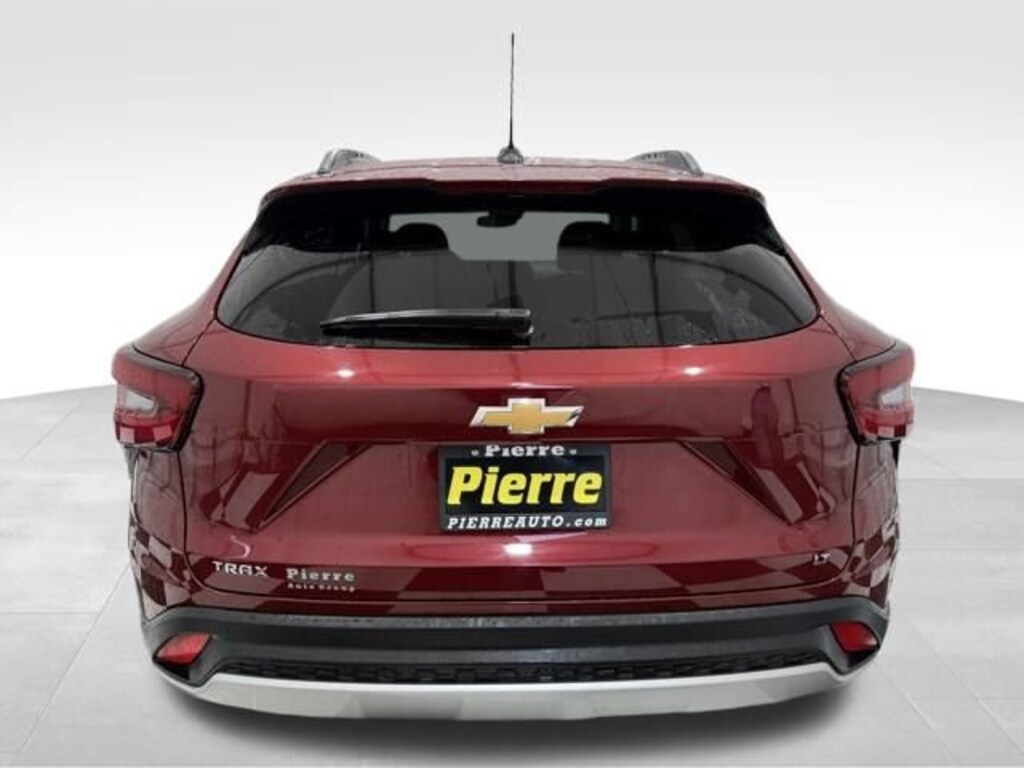Used 2025 Chevrolet Trax LT SUV