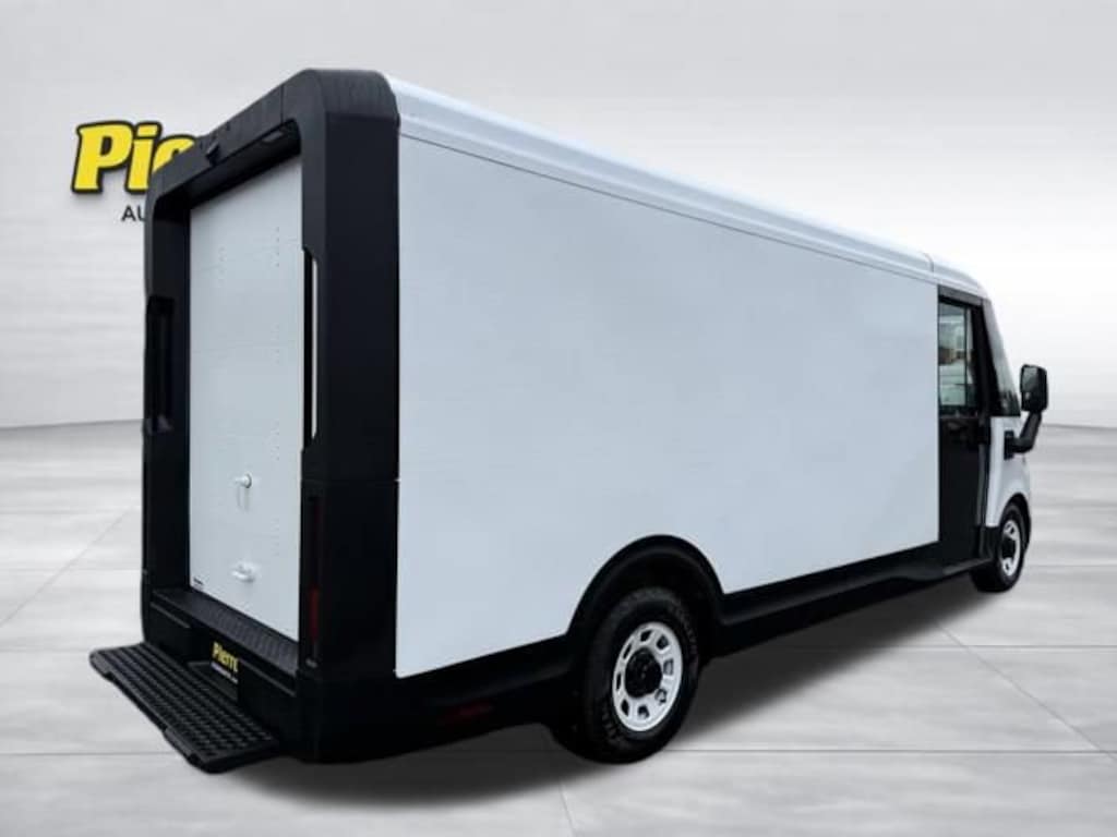 Used 2024 Brightdrop Zevo 600 EJY Cargo Van