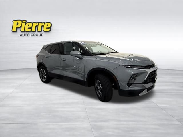 2025 Chevrolet Blazer 2LT - Photo 8