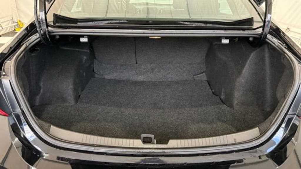 Used 2022 Chevrolet Malibu LT Car