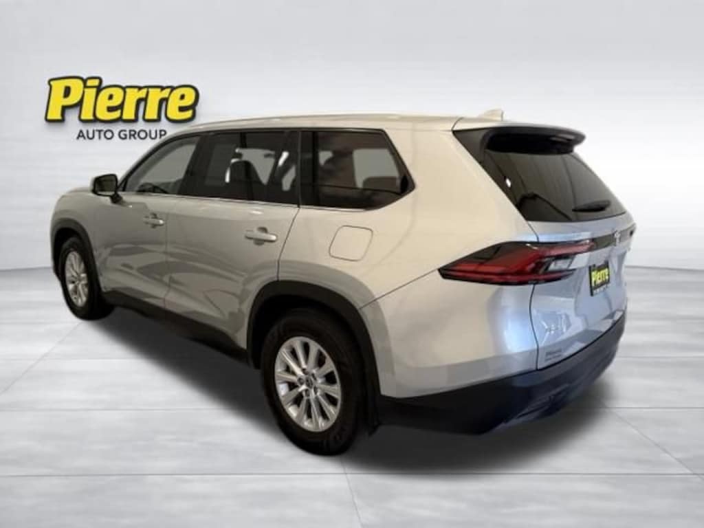 Used 2025 Toyota Grand Highlander XLE