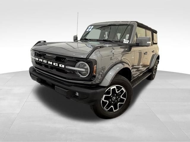 2022 Ford Bronco 4-Door Outer Banks's photo