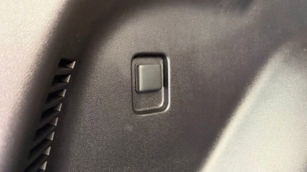 Used 2024 Chevrolet Equinox EV 2LT SUV