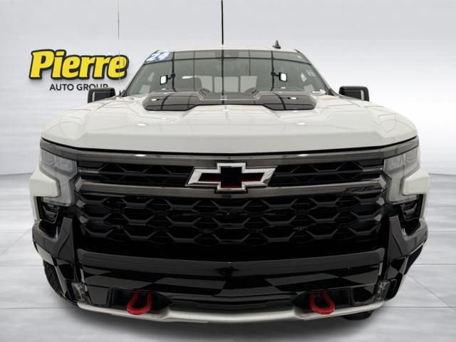 2024 Chevrolet Silverado 1500 ZR2 - Photo 8