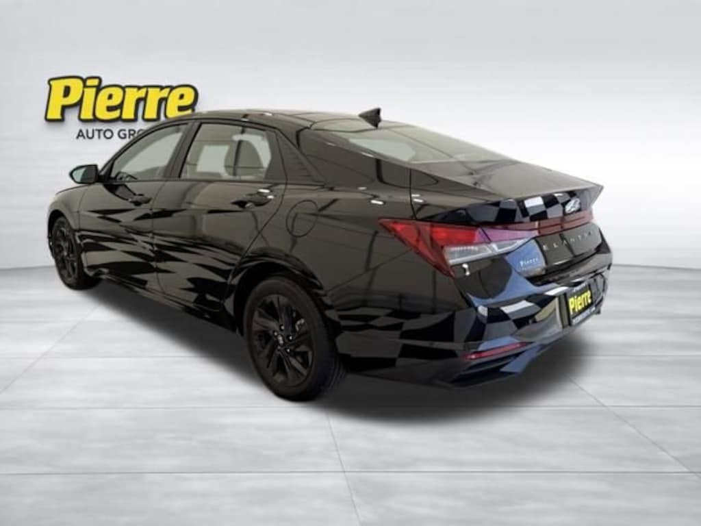 Used 2023 Hyundai Elantra SEL