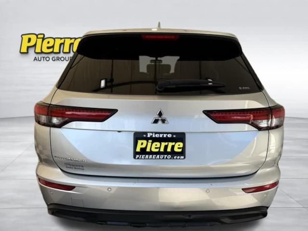 Used 2022 Mitsubishi Outlander ES