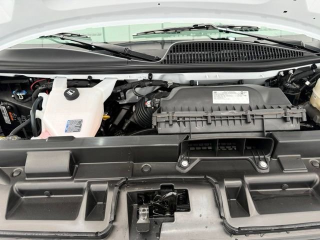 2026 Chevrolet Express Cargo Work Van - Photo 10