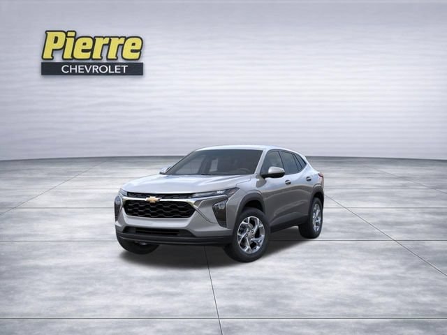 2026 Chevrolet Trax LS - Photo 8