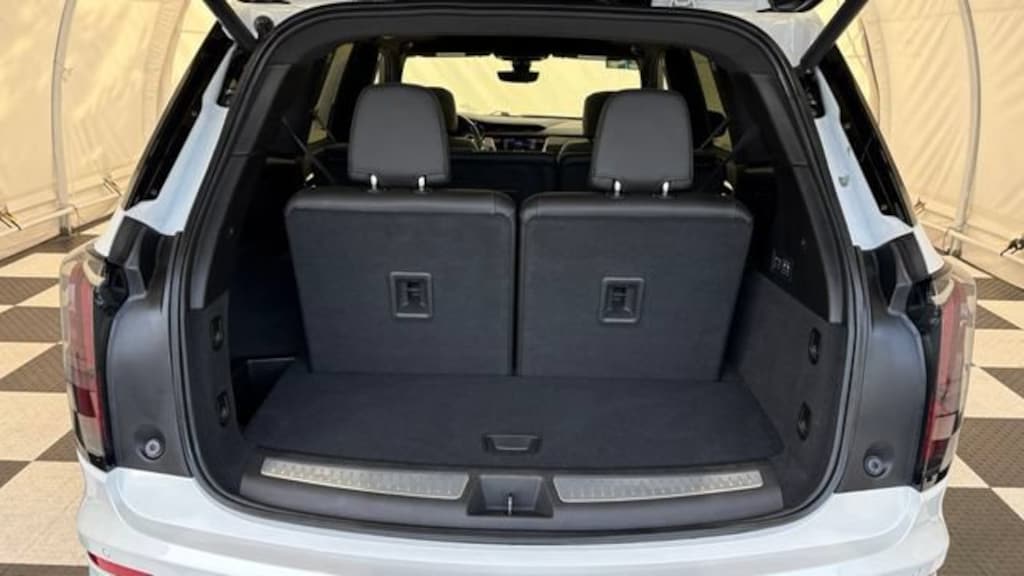Used 2024 CADILLAC XT6 Sport SUV
