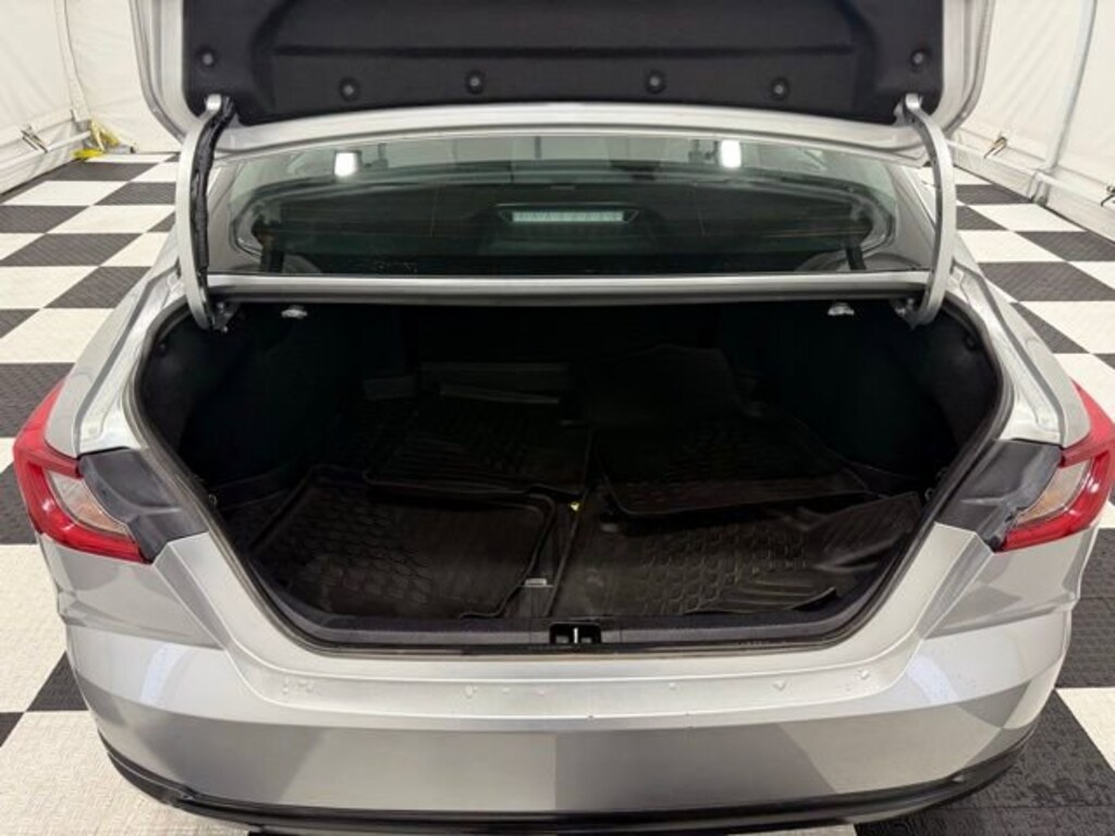 Used 2025 Toyota Camry LE