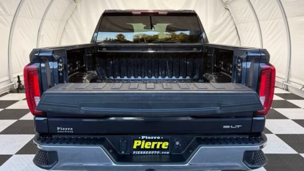 Used 2025 GMC Sierra 1500 SLT Truck