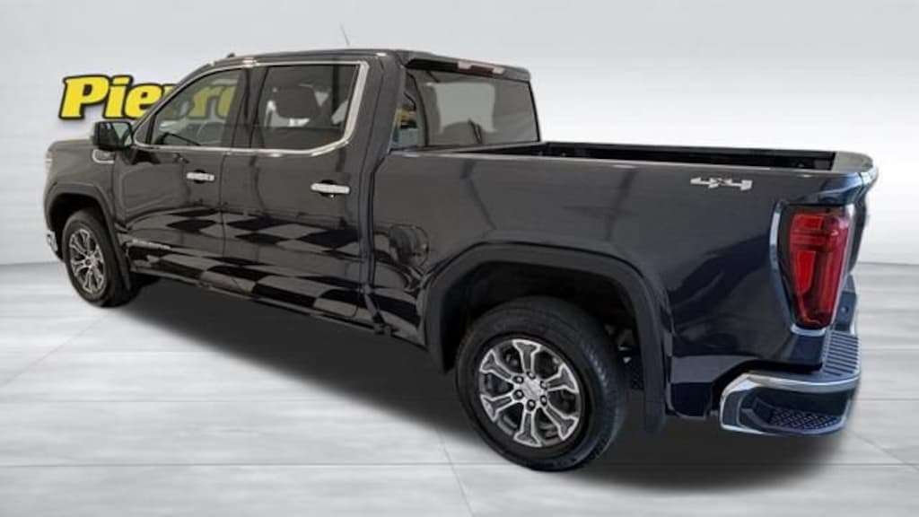 Used 2025 GMC Sierra 1500 SLT Truck