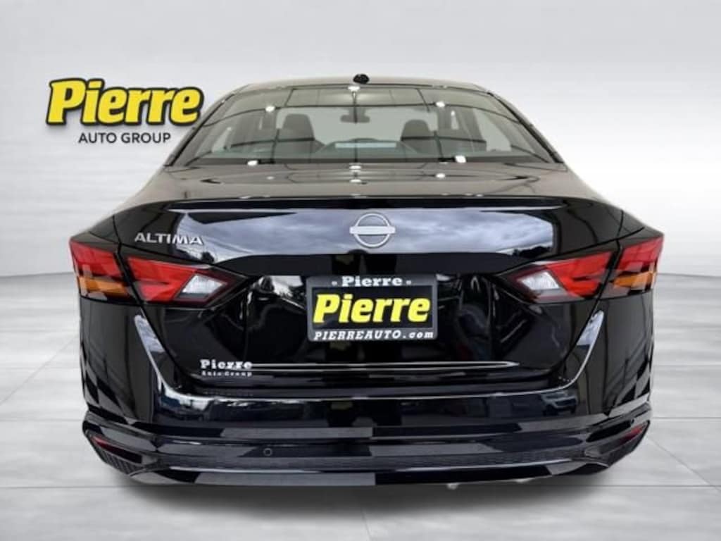 Used 2025 Nissan Altima SV
