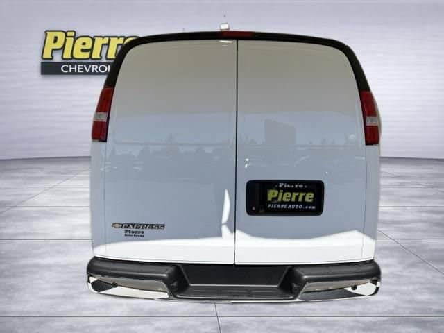 2026 Chevrolet Express Cargo Work Van - Photo 3
