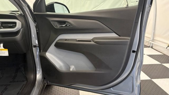 2027 Chevrolet Bolt LT - Photo 23
