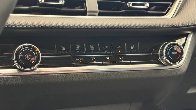 2026 Chevrolet Equinox LT - Photo 38