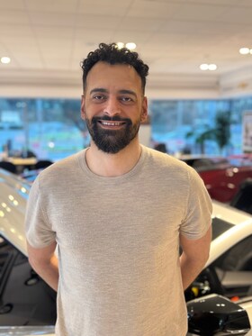 Staff member KARAR AL BUTURKY from ID_04c9fd