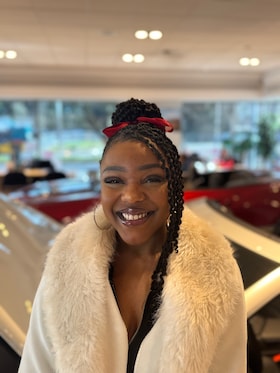 Staff member KELLY ANDERSON from ID_094144