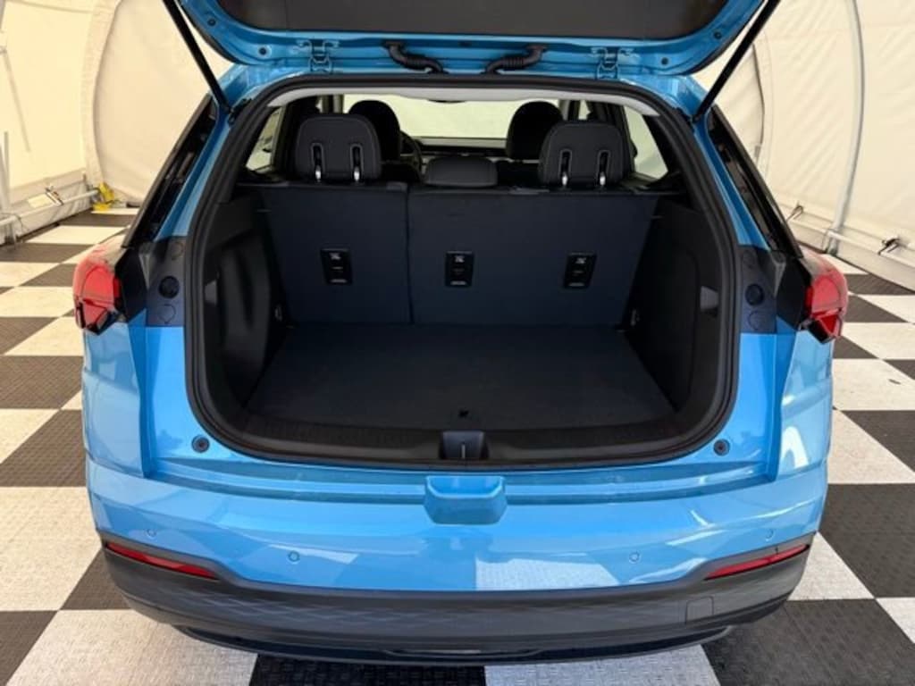 New 2027 Chevrolet Bolt LT SUV