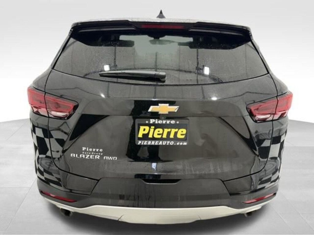 Used 2025 Chevrolet Blazer 2LT SUV